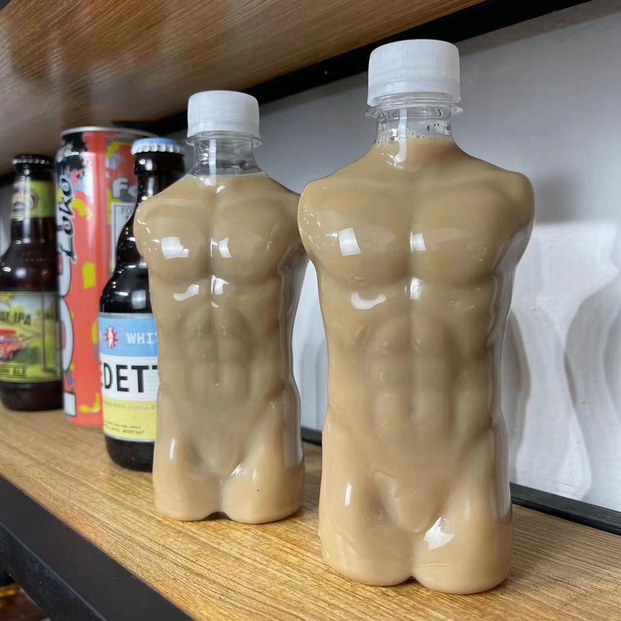 Creative Funny Muscle Man Wate - Wedding Water Supply recensie en prijs
