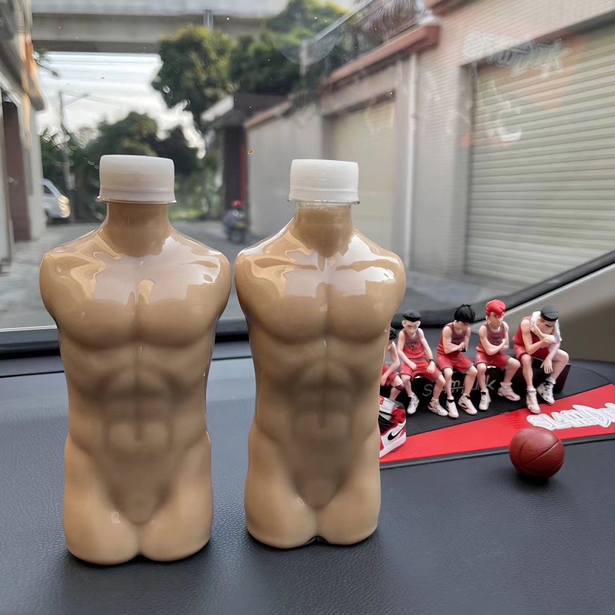 Creative Funny Muscle Man Wate - Wedding Water Supply recensie en prijs