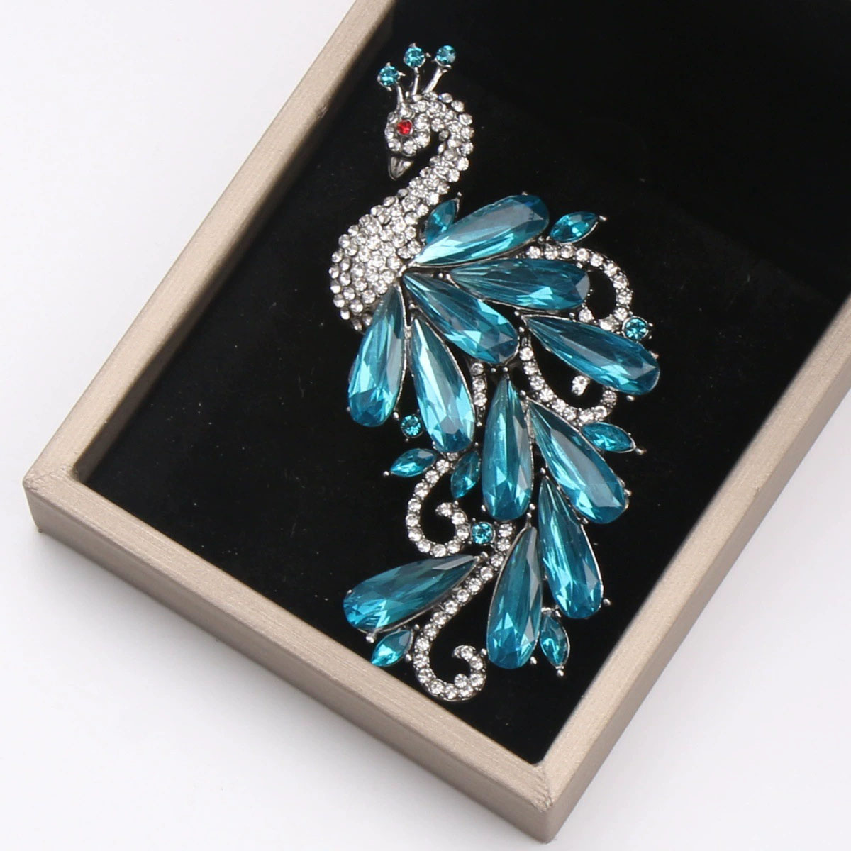 Luxury Rhinestones Peacock Bro - Suit Supply Wedding Party recensie en prijs