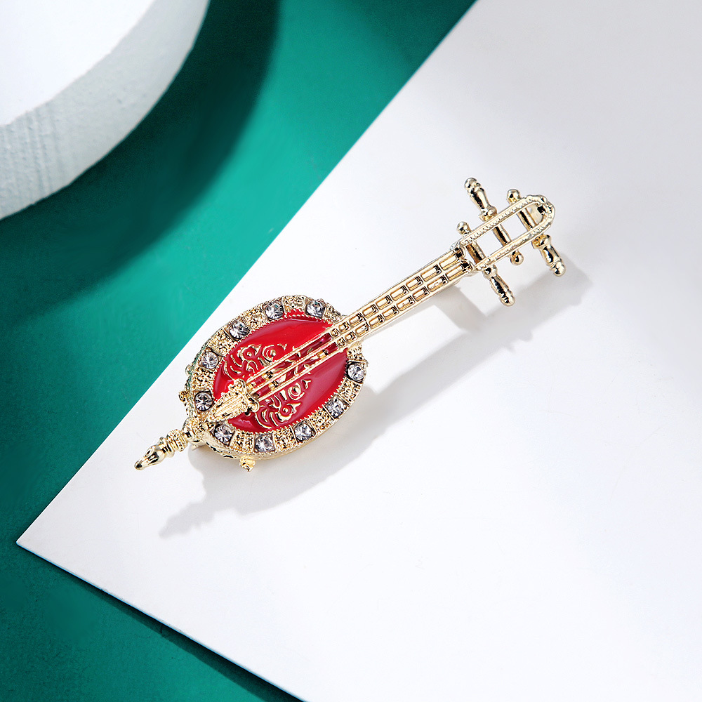 Antique Lute Red Enamel Brooch - Suit Supply Wedding Party recensie en prijs